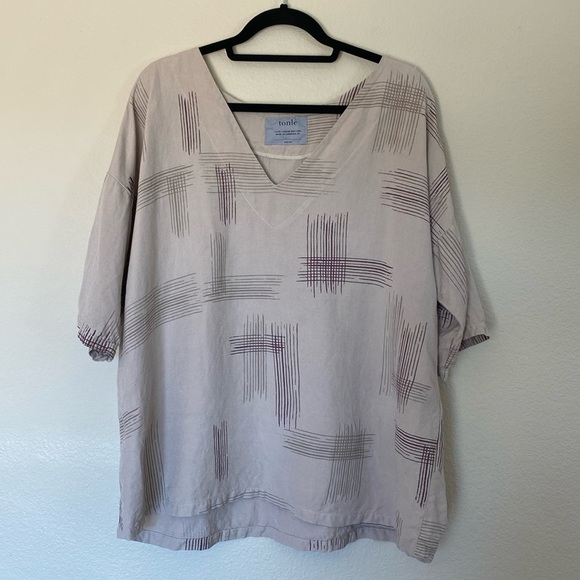 Tonle Vneck linen blouse women’s medium handmade taupe maroon EUC - Picture 1 of 4
